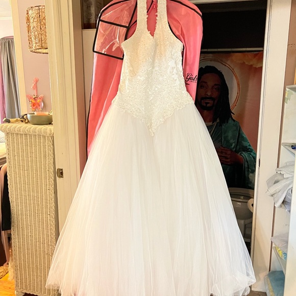 Wedding dress